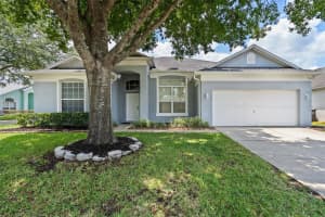 548 CASTERTON CIRCLE, DAVENPORT, FL 33897 Sold 06/13/25