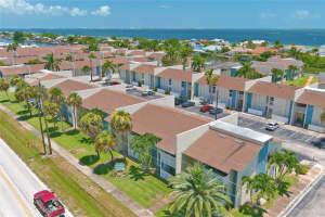 250 BANANA RIVER DRIVE, MERRITT ISLAND, FL 32952 Sold 06/11/25