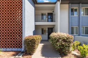 6 ESCONDIDO CIRCLE, ALTAMONTE SPRINGS, FL 32701 - MLS#MFRO6308682