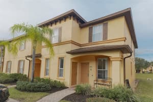 4031 Calabria Avenue, DAVENPORT