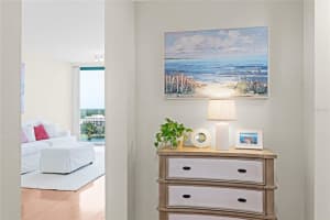 322 CENTRAL BOULEVARD, ORLANDO, FL 32801 Sold 08/14/25