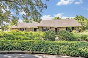 1387 SAWGRASS COURT, WINTER PARK, FL 32792 Sold 07/17/25