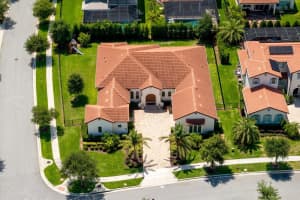 15698 PANTHER LAKE DRIVE, WINTER GARDEN, FL 34787 Sold 07/07/25