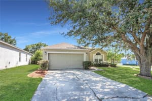 806 Rocky Mountain Ct, VALRICO