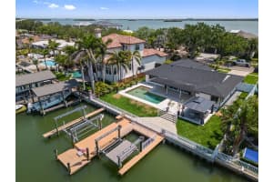 668 HARBOR ISLAND, CLEARWATER BEACH, FL 33767 - MLS#MFRO6308912