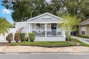674 DOUGLAS AVENUE, WINTER PARK, FL 32789 Sold 08/22/25