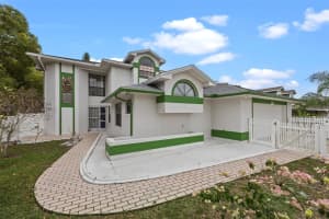 4527 SANDHURST DRIVE, ORLANDO, FL 32817 - MLS#MFRO6309101