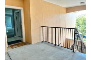 6685 QUEENS BOROUGH AVENUE, ORLANDO, FL 32835 - MLS#MFRO6309271
