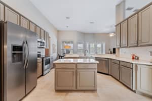 10030 CHATHAM OAKS COURT, ORLANDO, FL 32836 - MLS#MFRO6309341