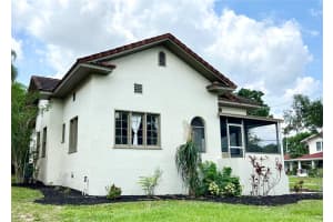 900 CARLTON AVENUE, LAKE WALES, FL 33853 Sold 07/03/25