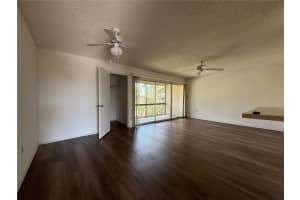 592 ORANGE DRIVE, ALTAMONTE SPRINGS, FL 32701 - MLS#MFRO6309490