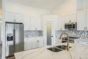 117 SANDERLING DRIVE, HAINES CITY, FL 33844 - MLS#MFRO6309557