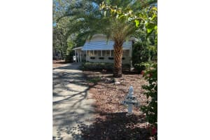 242 PEPPERTREE COURT, LAKE MARY, FL 32746 Sold 06/30/25
