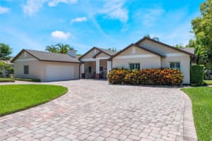 2106 TUSCARORA TRAIL, MAITLAND, FL 32751 Sold 09/02/25