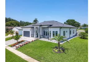 601 Green Briar Blvd Altamonte Springs, FL 32714 - Off Market