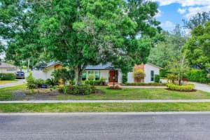 1390 YELLOW PINE COURT, WINTER SPRINGS, FL 32708 Sold 08/15/25