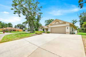 2900 HAMMOCK DRIVE, PLANT CITY, FL 33566 - MLS#MFRO6310792