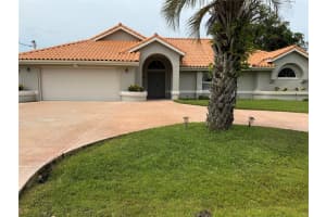 2 BICKSHIRE LANE, PALM COAST, FL 32137 - MLS#MFRO6310915
