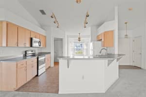 351 CLOVERDALE RD, WINTER HAVEN, FL 33884 Sold 06/25/25