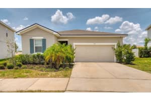 600 Buchannan Dr, DAVENPORT