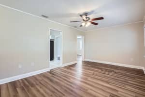 811 LONE OAK DRIVE, LEESBURG, FL 34748 - MLS#MFRO6310968