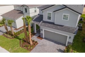 7352 OAKMOSS LOOP, DAVENPORT, FL 33837 Sold 07/09/25