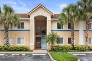 527 VILLA DEL SOL CIRCLE, ORLANDO, FL 32824 Sold 06/25/25
