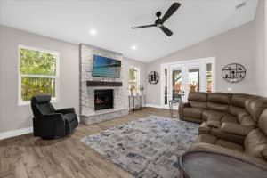 5 VILLAGE DRIVE, OVIEDO, FL 32765 Sold 06/27/25