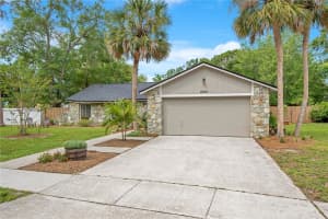 2901 AUTUMNWOOD TRAIL, APOPKA, FL 32703 Sold 07/17/25