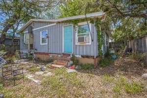 9307 OAKLEAF AVENUE, TAMPA, FL 33612 Sold 10/02/25