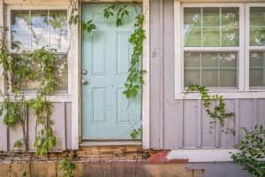 9307 OAKLEAF AVENUE, TAMPA, FL 33612 Sold 10/02/25