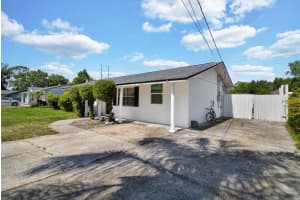 1216 FLORAL WAY, APOPKA, FL 32703 - MLS#MFRO6311607