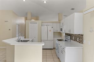 3915 FONSICA AVENUE, NORTH PORT, FL 34286 - MLS#MFRO6311632