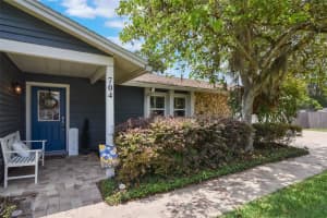 704 TANGERINE COURT, WINTER GARDEN, FL 34787 Sold 08/21/25