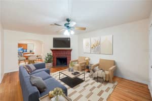 1225 GOLFVIEW STREET, ORLANDO, FL 32804 Sold 08/11/25