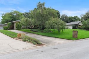 1271 OLD MILL ROAD, ORLANDO, FL 32806 Sold 09/29/25