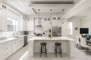141 S. PARK AVE, WINTER GARDEN, FL 34787 Sold 08/25/25