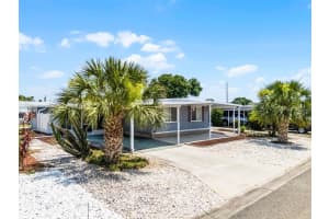 144 PARADISE N, LEESBURG, FL 34788 - MLS#MFRO6312481