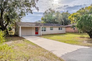 2311 OLIVET AVENUE, LEESBURG, FL 34748 - MLS#MFRO6312513