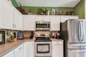 848 MAGNOLIA CREEK CIRCLE, ORLANDO, FL 32828 Sold 07/07/25