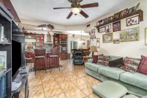 240 GROSSENBACHER DRIVE, APOPKA, FL 32712 - MLS#MFRO6312796