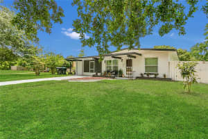 1208 BALTIMORE DRIVE, ORLANDO, FL 32810 Sold 07/18/25