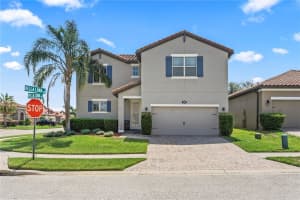 2325 Bella Luna Cir, LAKELAND