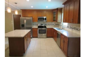 10208 BROWNWOOD AVENUE, ORLANDO, FL 32825 Sold 07/28/25