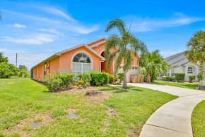 2627 AUTUMN CREEK CIRCLE, KISSIMMEE, FL 34747 - MLS#MFRO6312964
