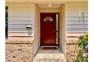 5724 PITCH PINE DRIVE, ORLANDO, FL 32819 Sold 08/29/25