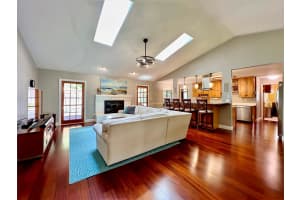 5724 PITCH PINE DRIVE, ORLANDO, FL 32819 Sold 08/29/25