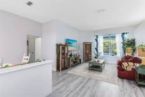 10743 FAIRHAVEN WAY, ORLANDO, FL 32825 - MLS#MFRO6313055