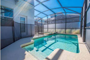 4740 SLEEPY HOLLOW DR, KISSIMMEE, FL 34746 - MLS#MFRO6313121