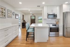 3460 FAIRWAY LANE, ORLANDO, FL 32804 Sold 07/10/25